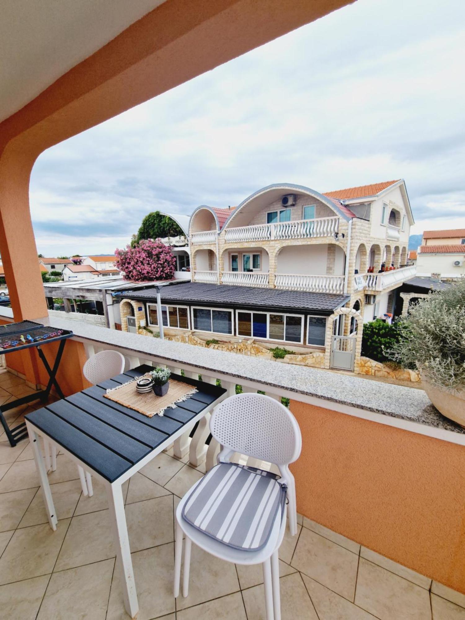 Apartment Melani فير المظهر الخارجي الصورة